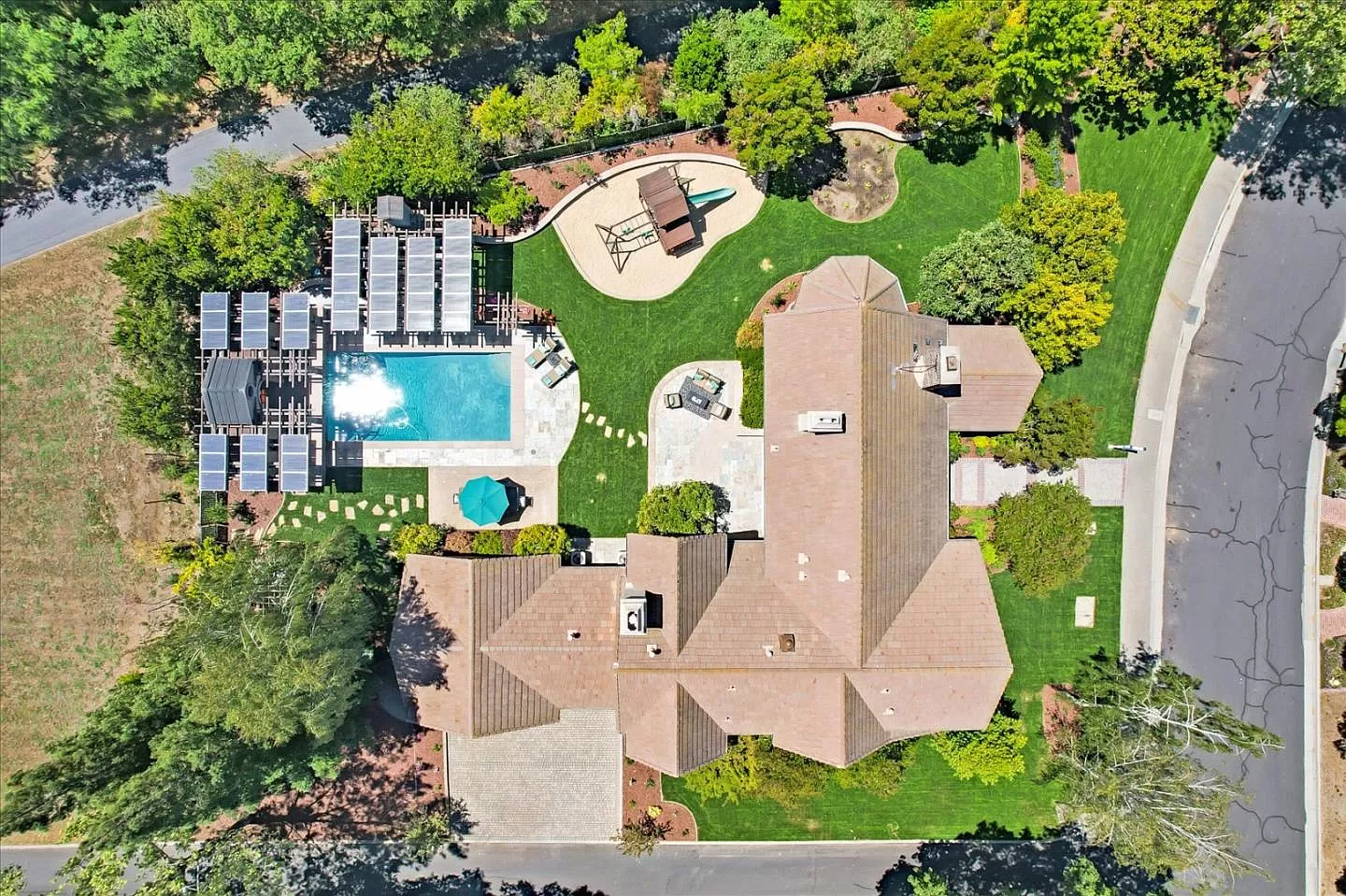 Aerial drone real estate photography – Los Angeles