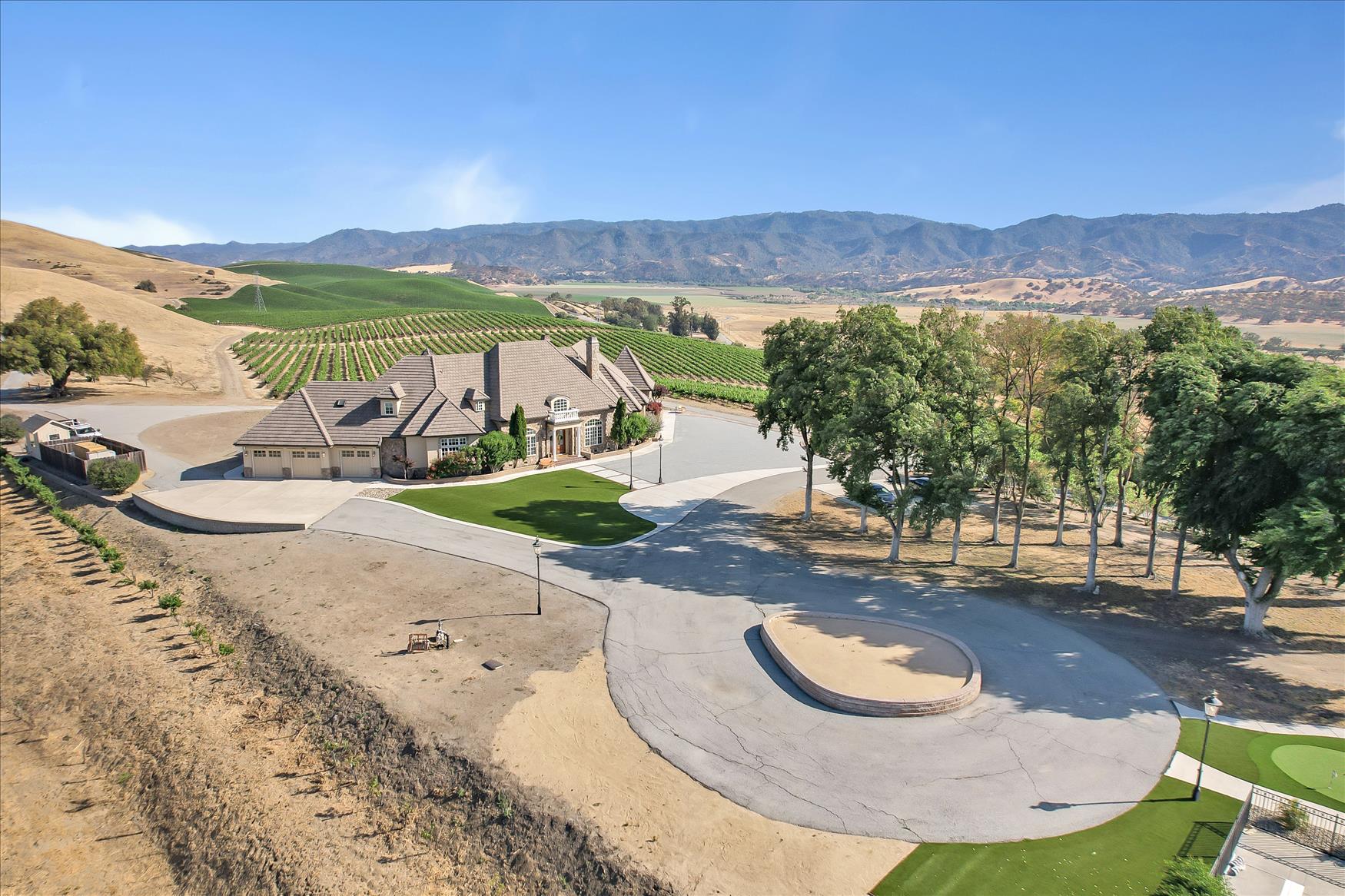Aerial drone real estate photography – Los Angeles