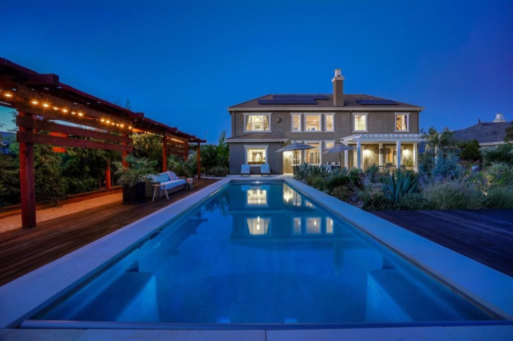 Twilight exterior real estate photography – Orange County