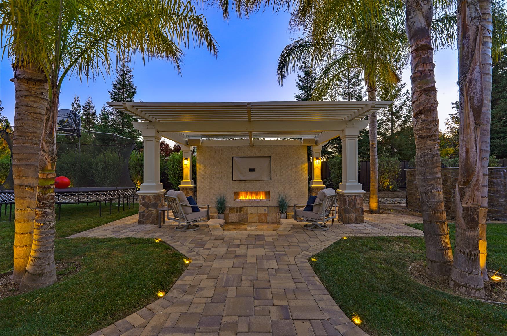 Twilight exterior real estate photography – Orange County